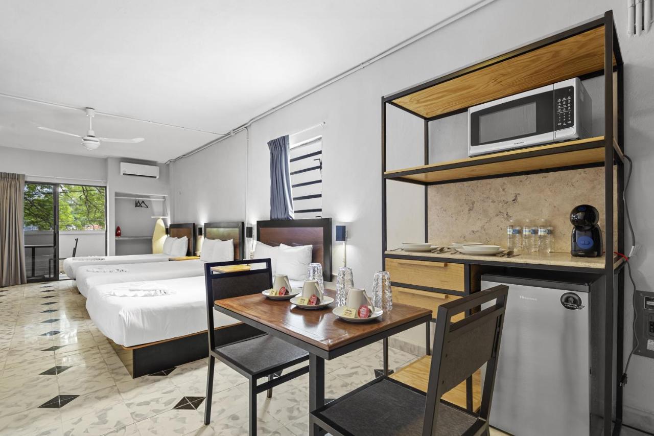 Suites Reforma By Homirent Mérida Extérieur photo
